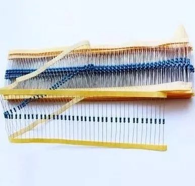Resistores Kit 128UNID. 32 Valores  1 OHM A 5.6M  1/4W Metal Film COD-CP7   