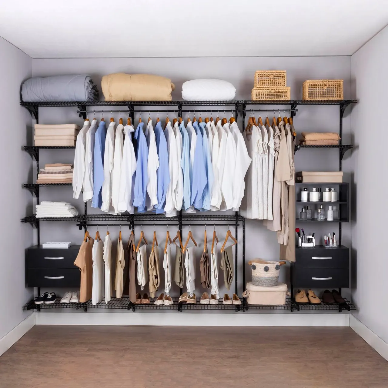 Closet Modulado Preto - Organização e Design