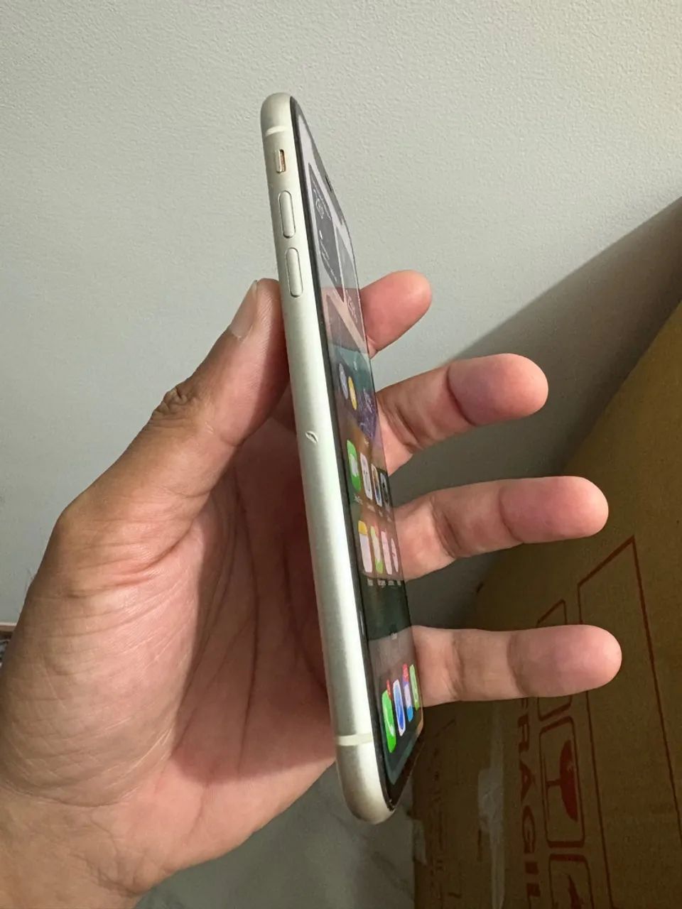 iPhone 11 64GB - Com Caixa e NF - Foto 4