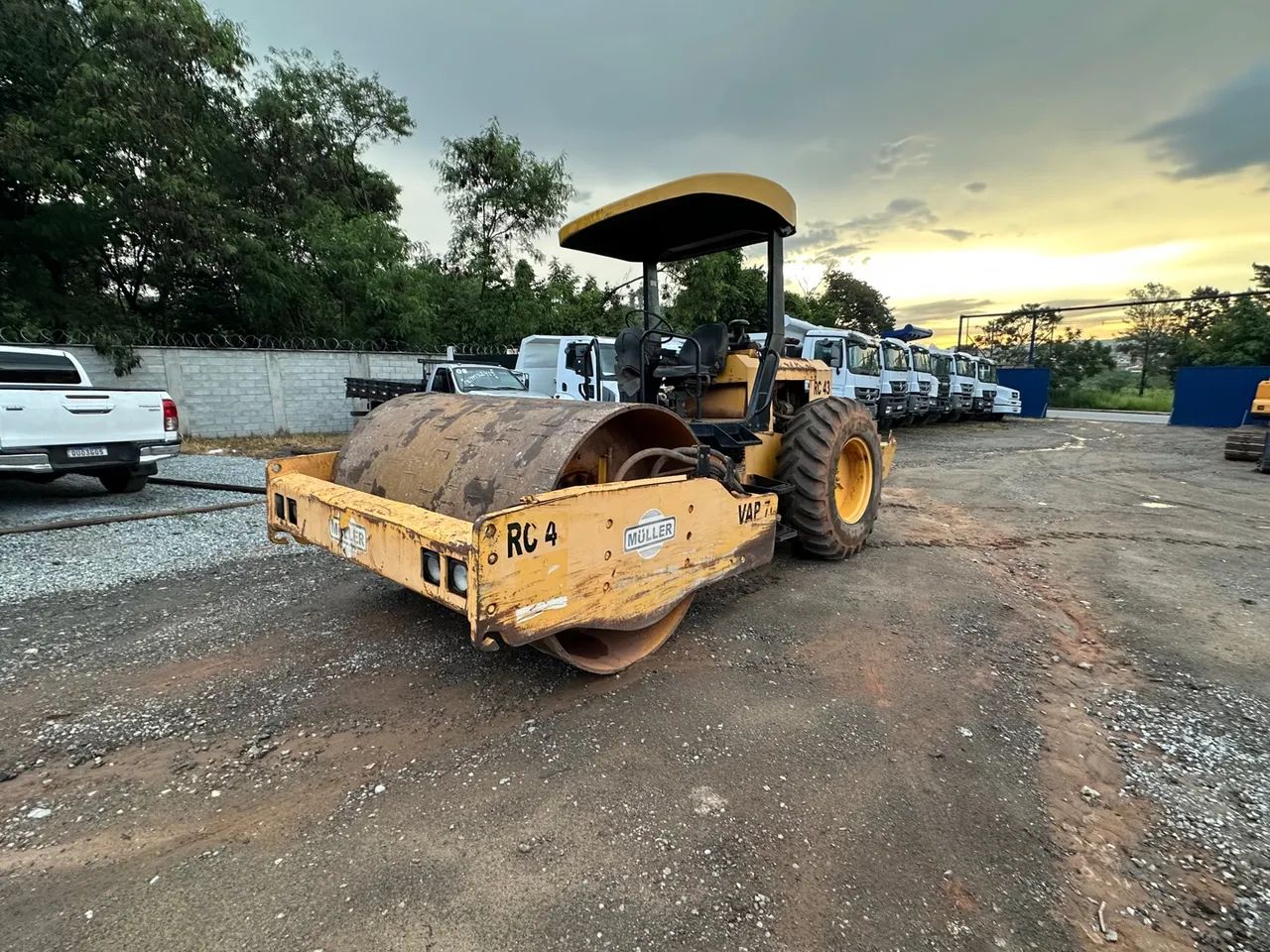 Rolo compactador Müller Vap 70 2006