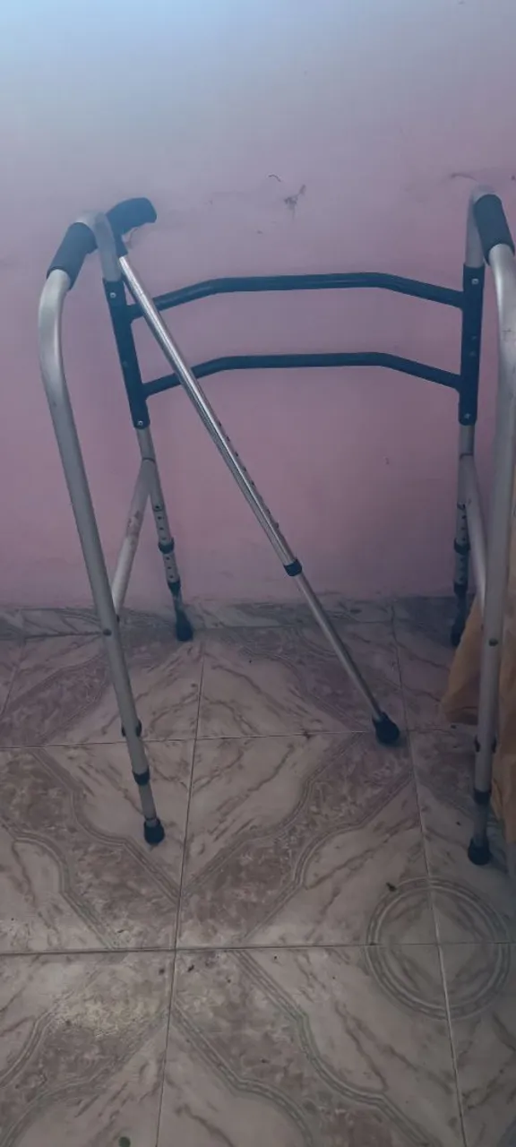 Andador para Idosos - Semi-Novo