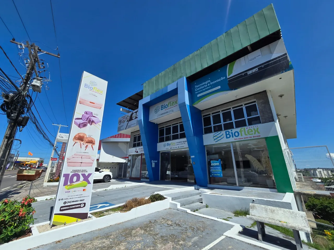 Prédio Comercial - Avenida Tancredo Neves - 600m² - Parque 10 de Novembro
