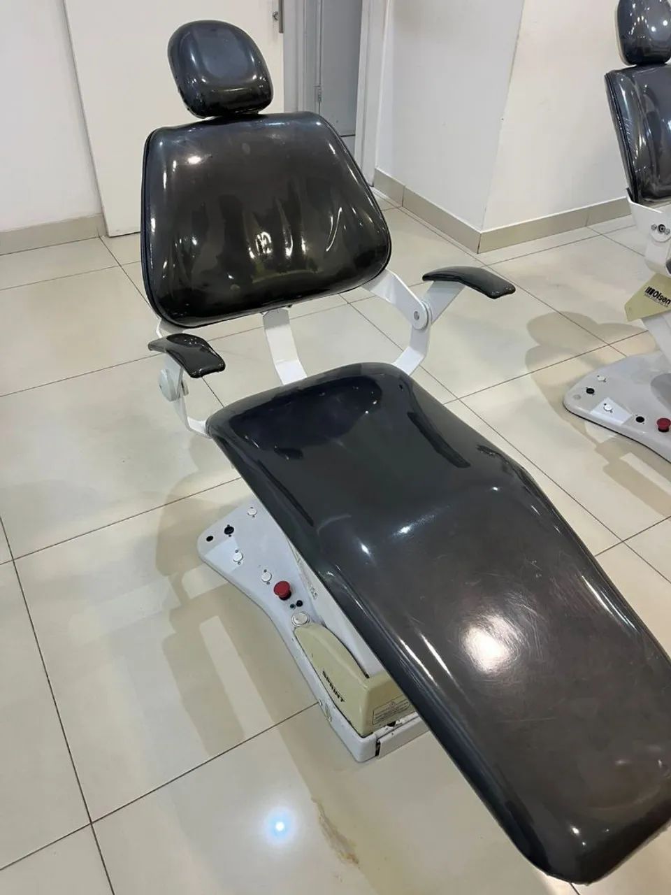 Cadeiras esteticista e oftalmo  - Foto 2