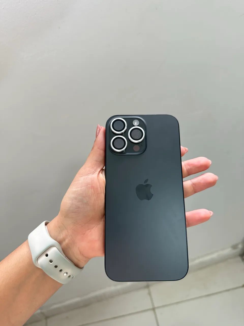 iPhone 16 Pro Max64315884292353123