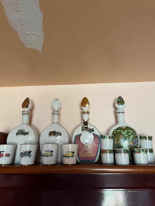 Garrafas decorativas colecionáveis
