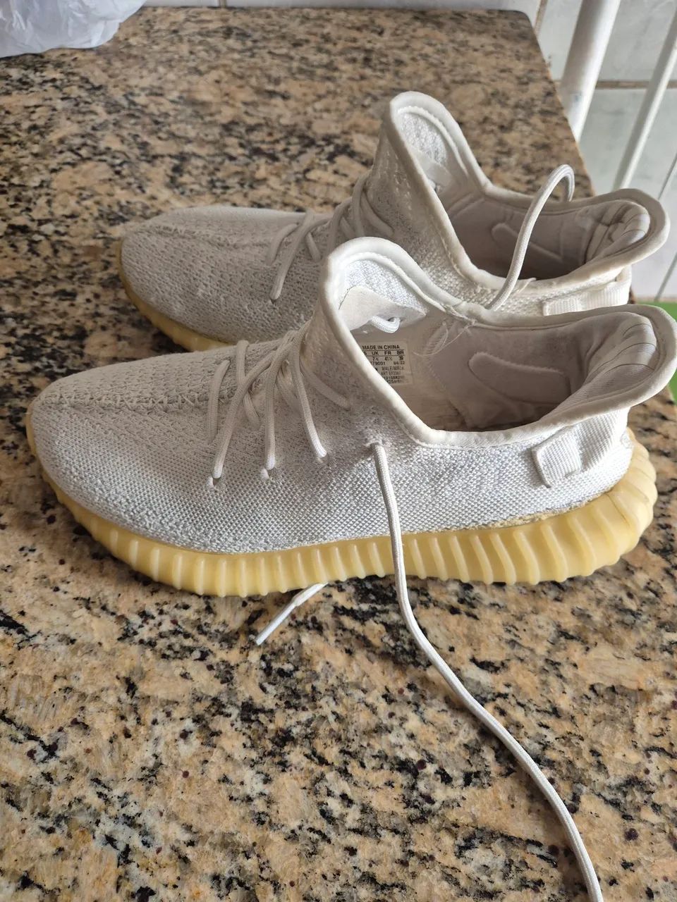 Adidas Yeezy Boost 350 V2 Calçados Betânia, Belo Horizonte