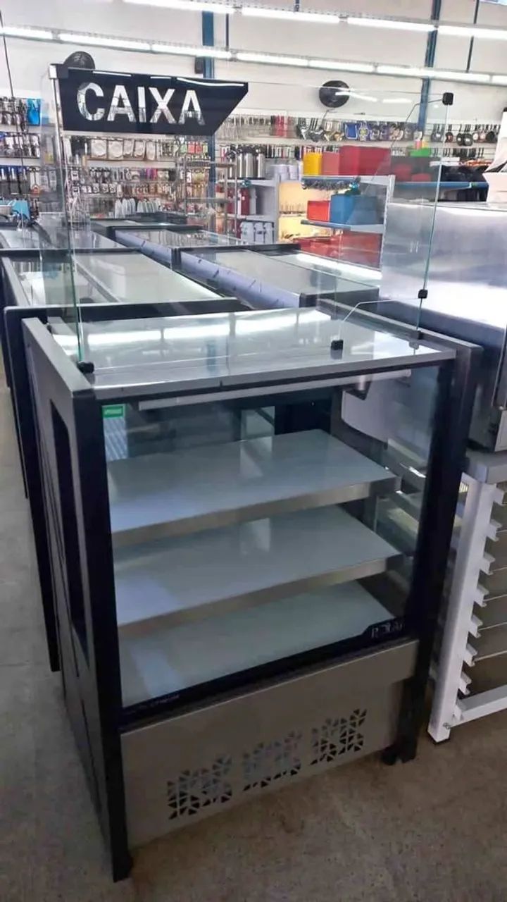 VITRINE CAIXA 80CM MARCA POLAR NOVA