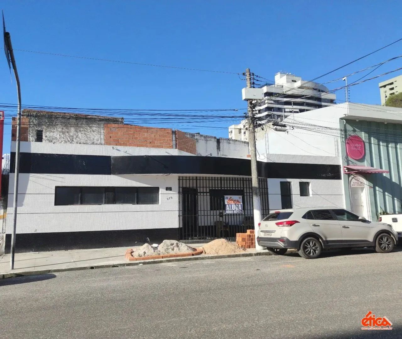 Imóvel em bom acabamento medindo aprox. 165,00m² privativos em excelente localizacao