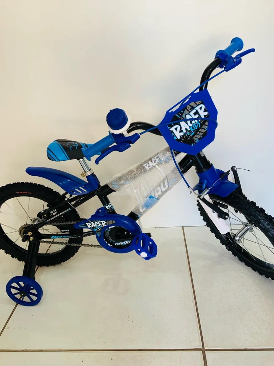 VENDE-SE BICICLETA INFANTIL ARO 16