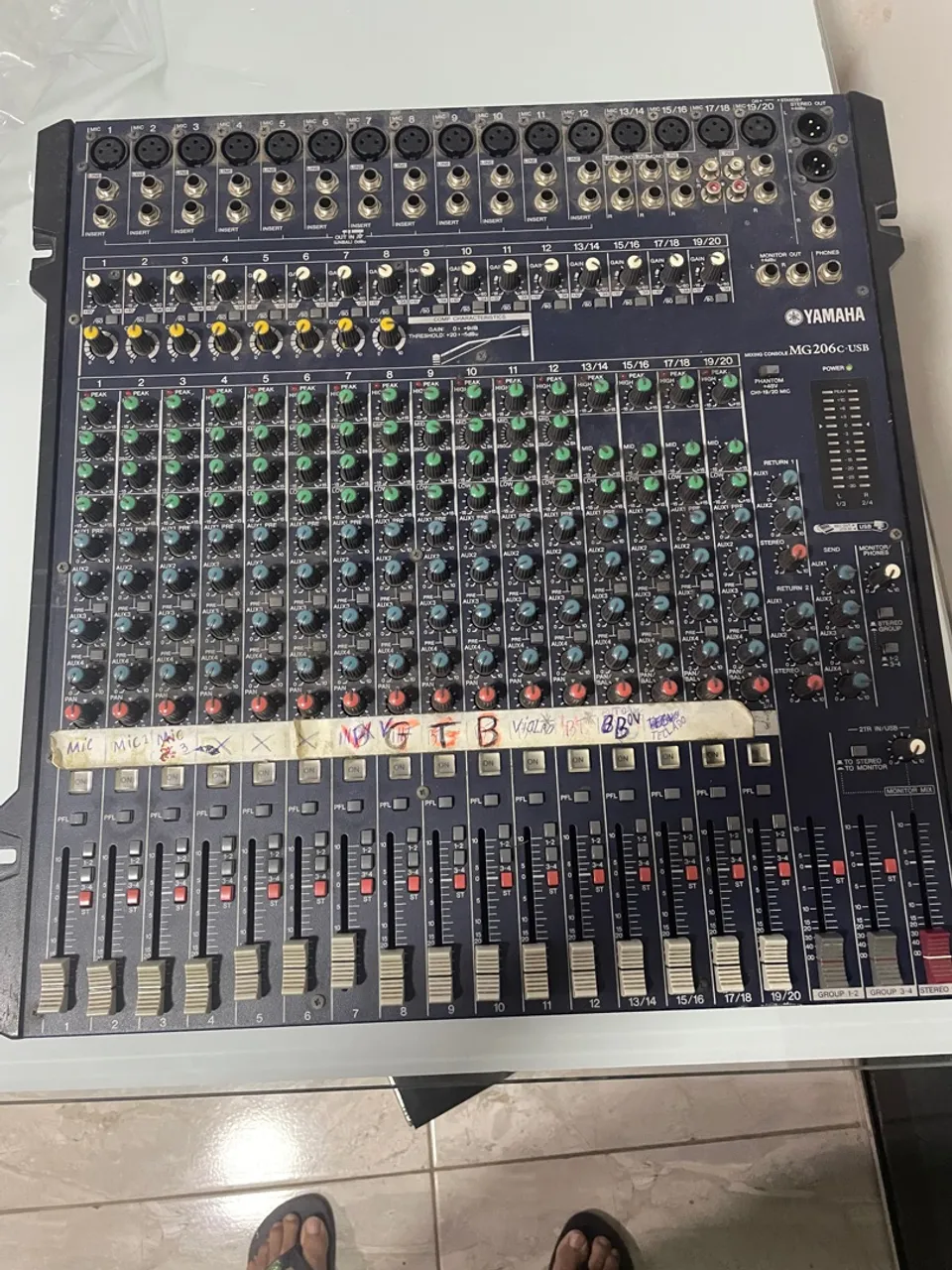 Mesa de Som Yamaha MG206C-USB