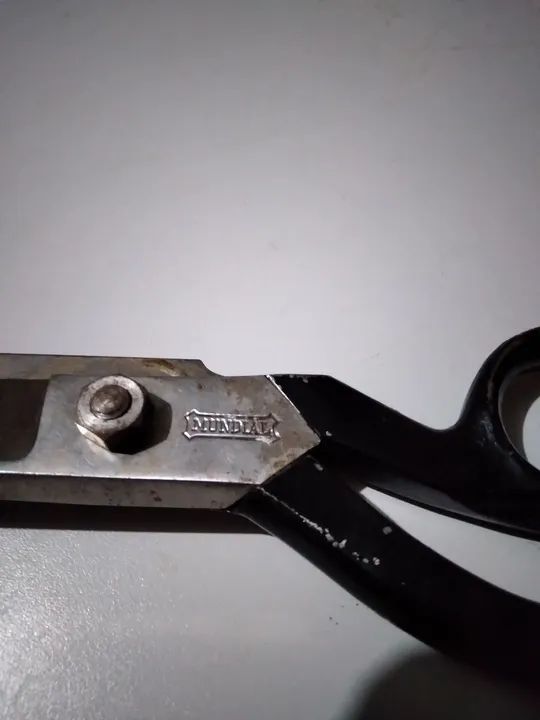 Tesoura de Costura Antiga alfaiataria  - Foto 3