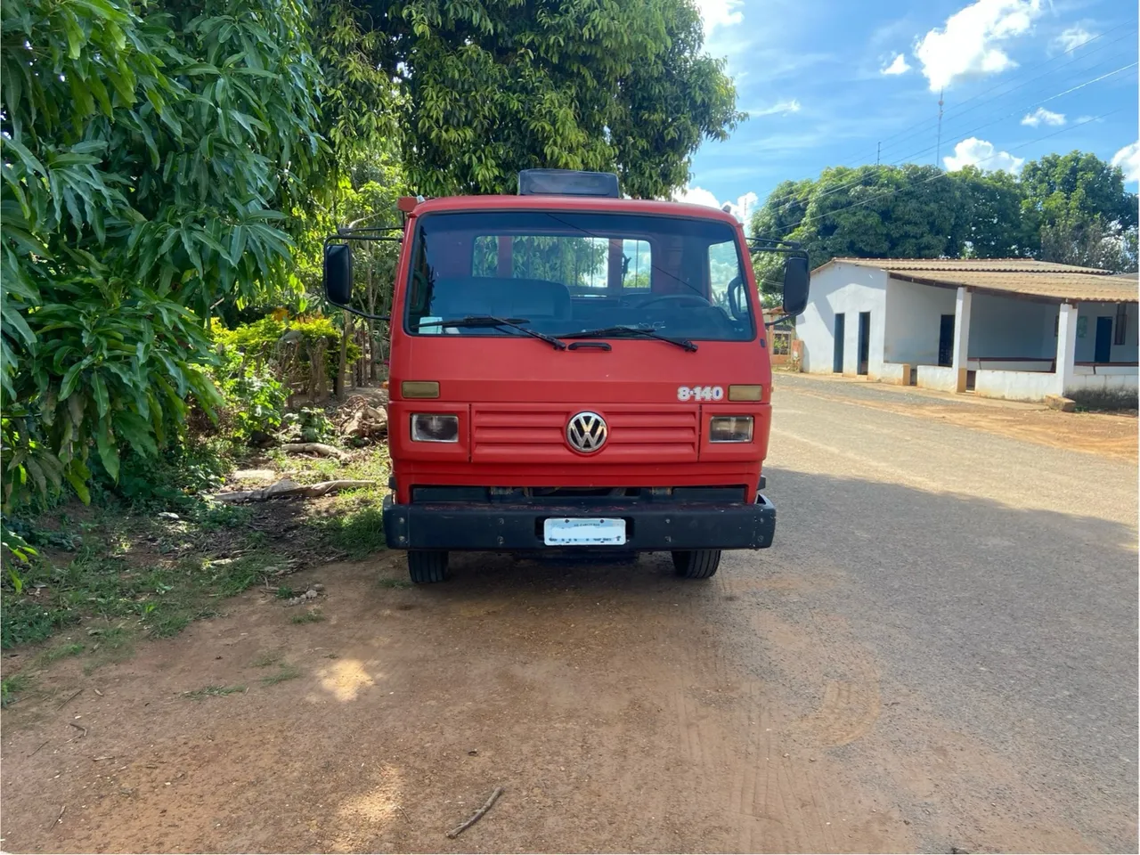 Caminhão Volkswagen 8-140