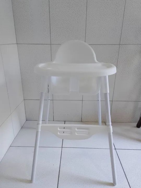 Cadeirinha de bebê para alimentação