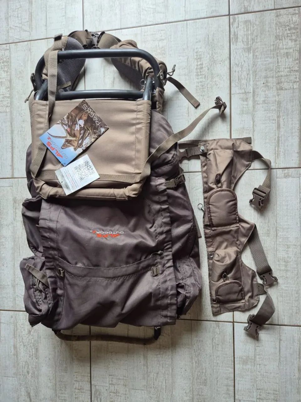 Baixou!! Mochila de Camping Alps Outdoors - Foto 4