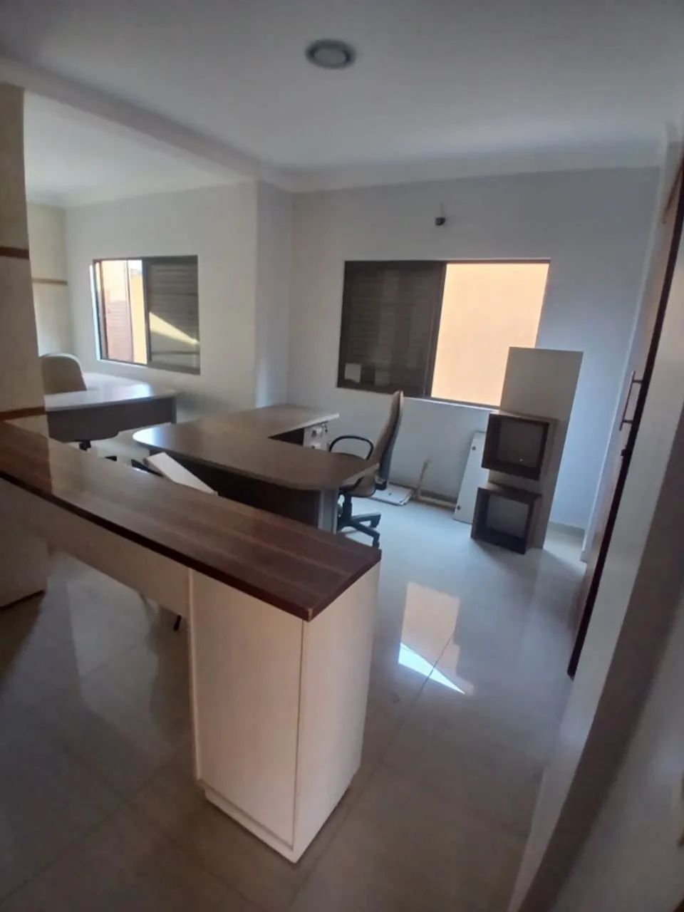 Sala Comercial à Venda por R$ 140.000,00 - Foto 3