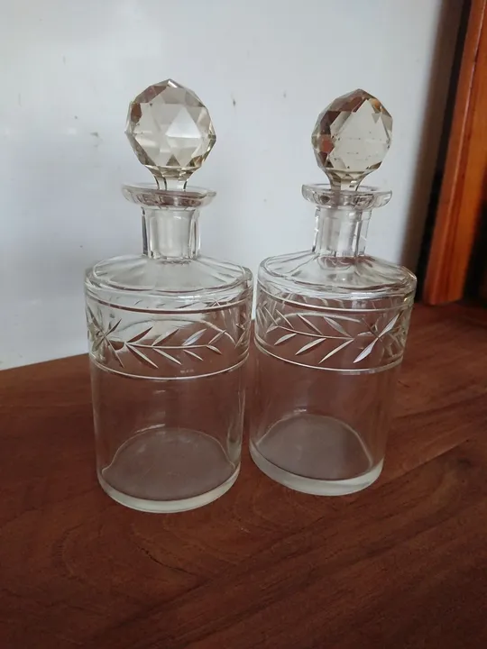 Galheteiro antigo de cristal
