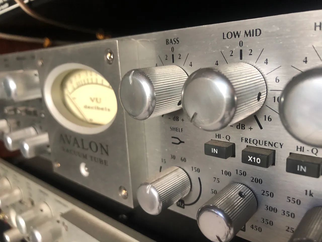 Avalon SP737 SP Pré Amplificador Tube 1