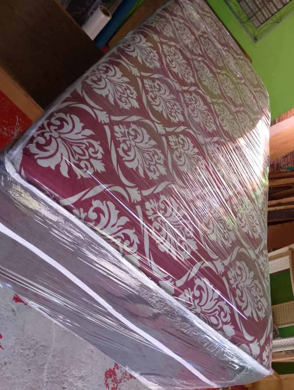 Cama de solteiro de espuma alta 