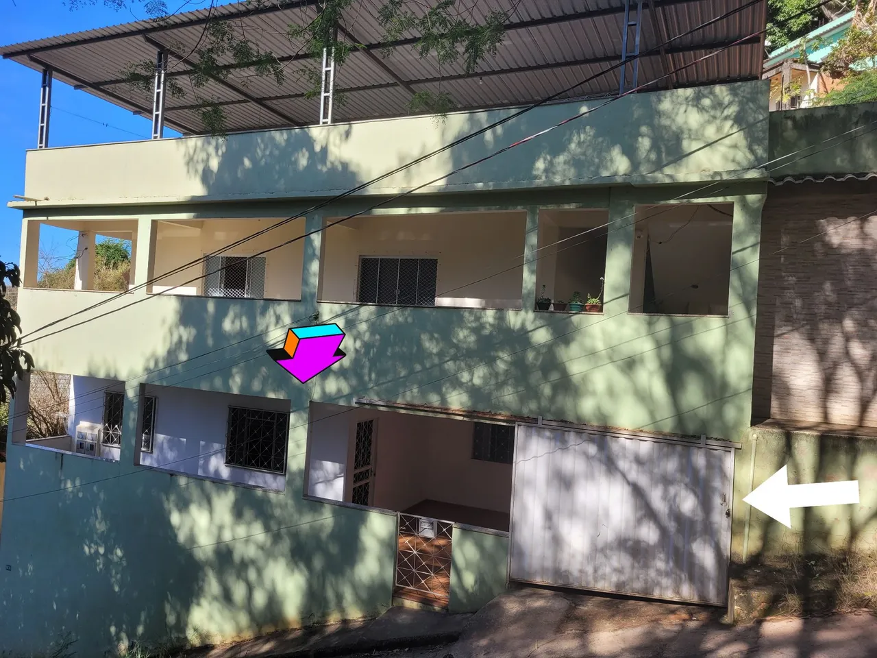Vendo casa em Cachoeiro, bairro Vila rica, perto do centro cidade, 02 quartos, com garagem