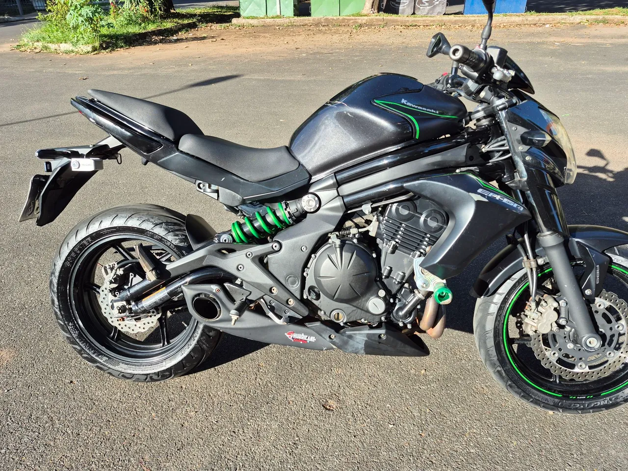 650 R6n Motos KAWASAKI ER-6N no Brasil