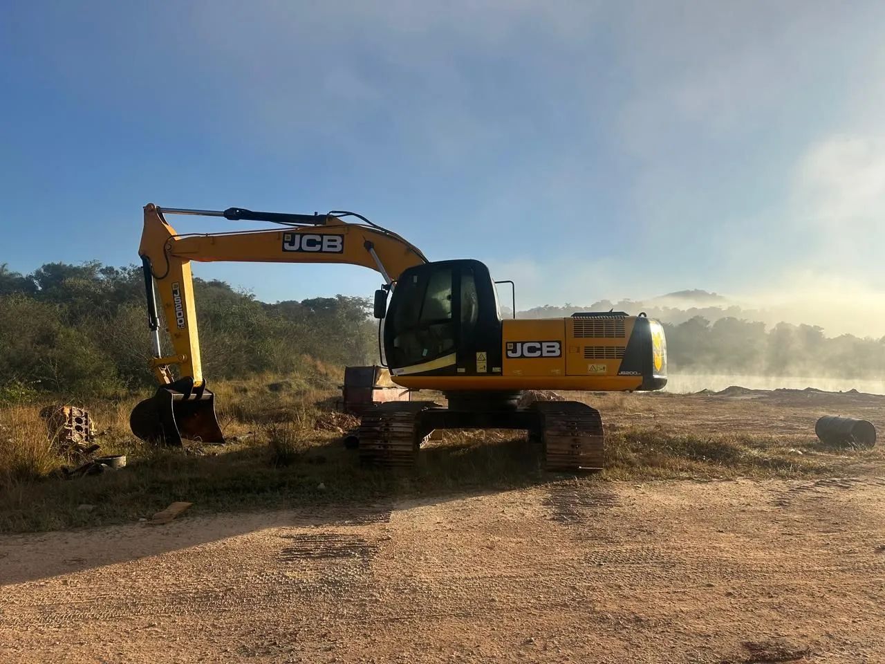 Escavadeira hidráulica JS 200 ano 2008 - Foto 3