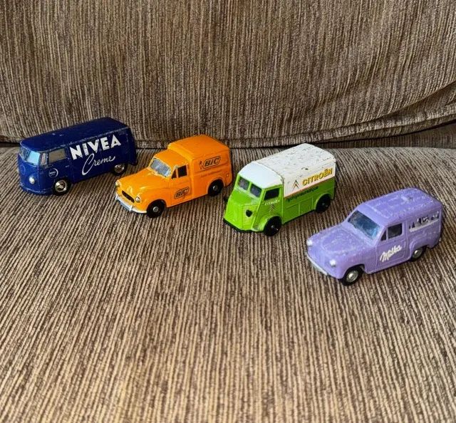 Carrinho Kit Com 4 Diversas Marcas - Corgi Original