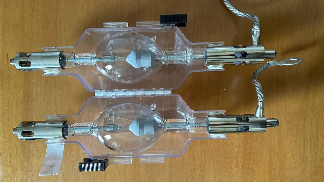 LAMPADA XENON USHIO 6500w PARA PROJETORES DE CINEMA   - Foto 4