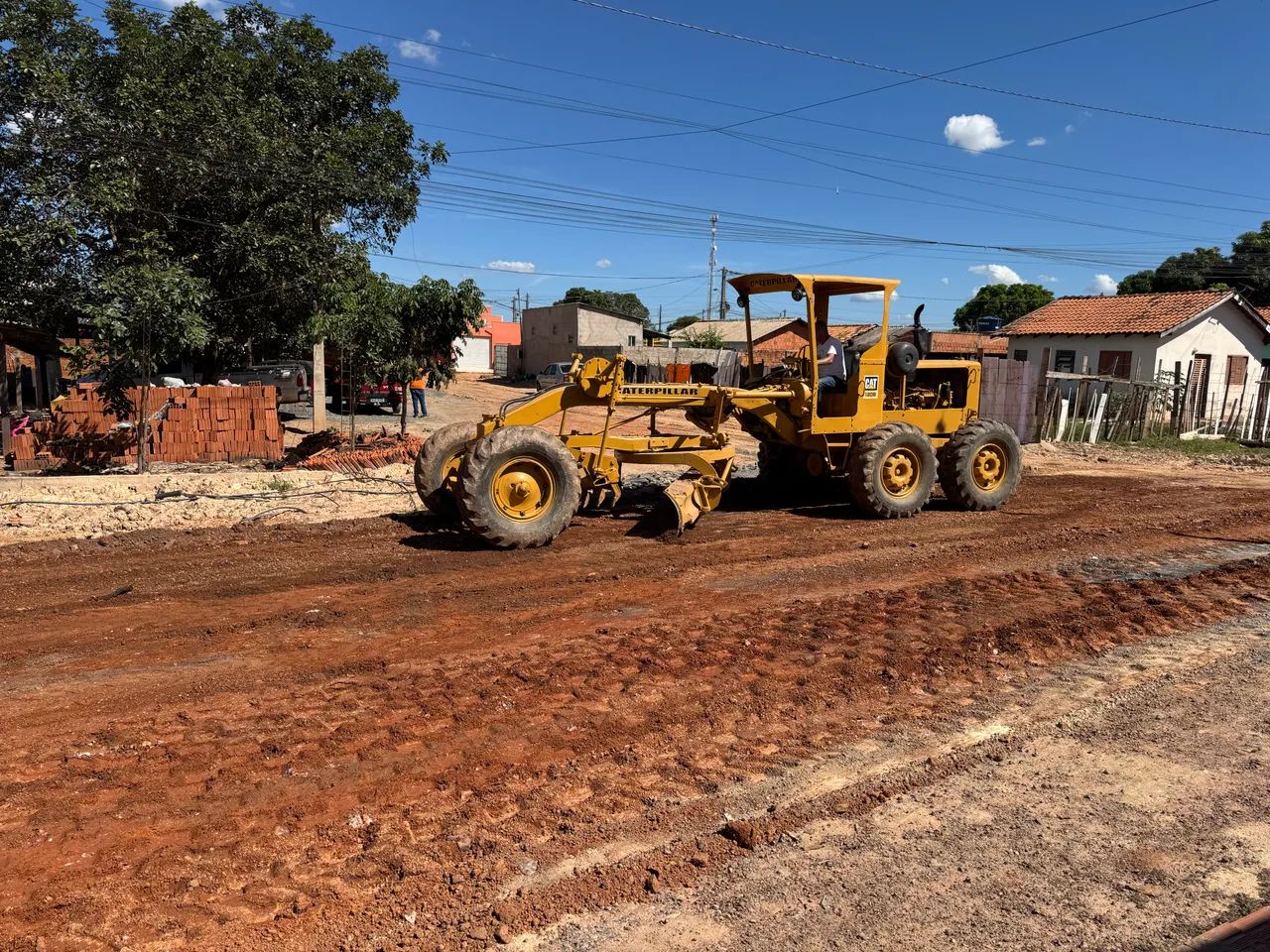 LOCAÇÃO DE MAQUINAS TRATORES E IMPLEMENTOS TERRAPLANAGEM - Foto 3