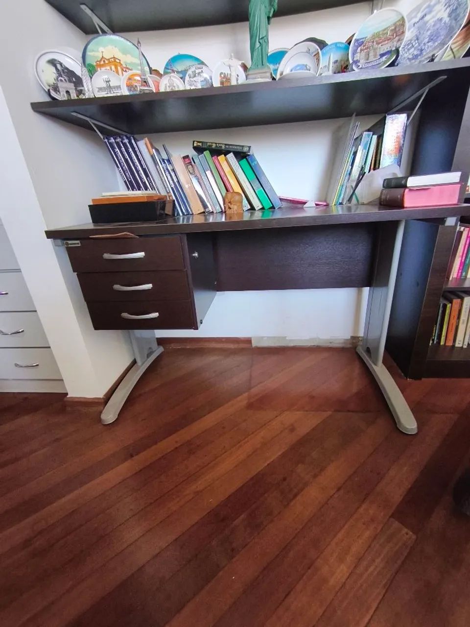 Mesa escritório Escrivaninha Moderna e Funcional - Foto 3