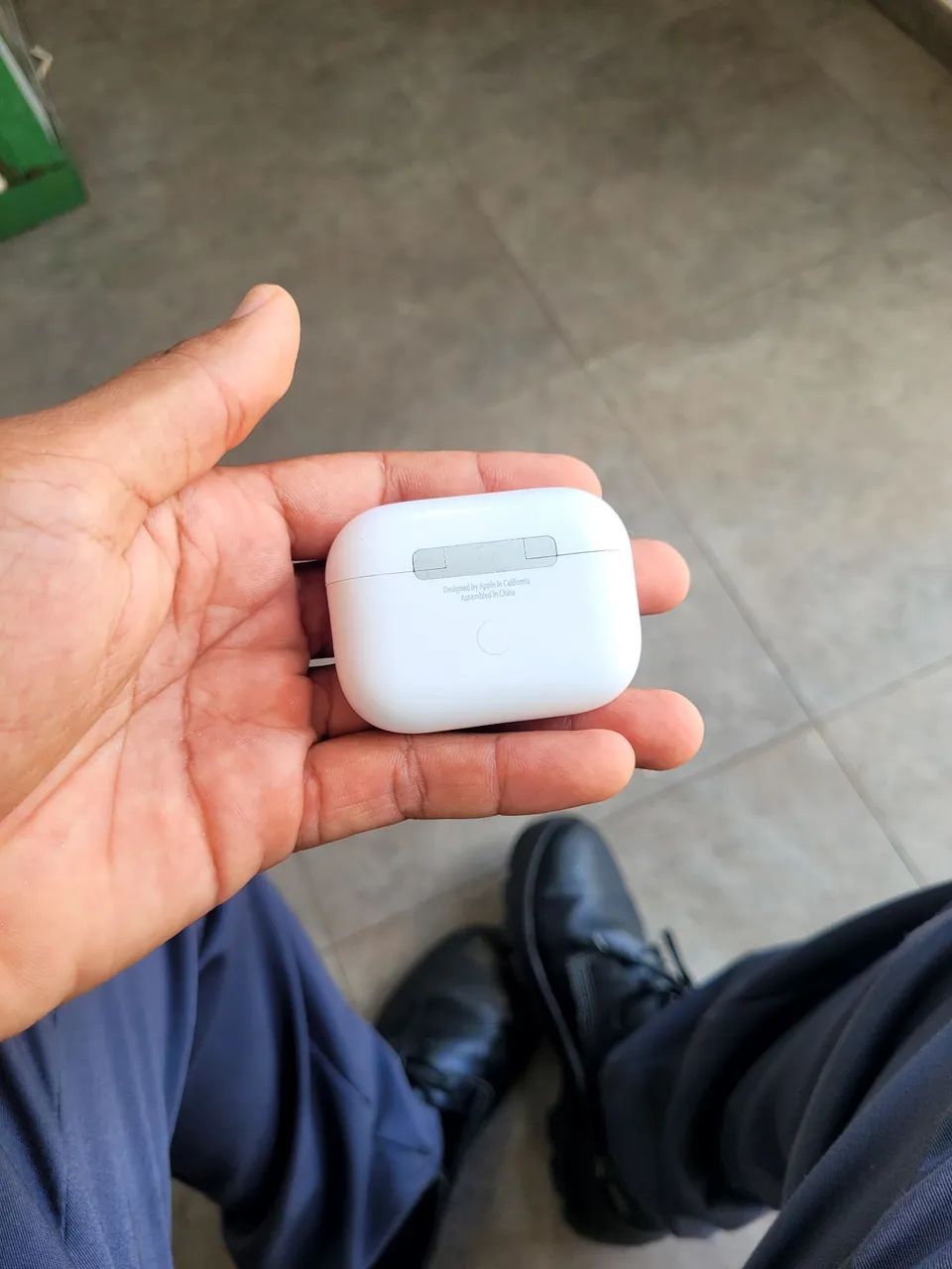 Airpods Pro com Case - Silicone Preto - Foto 5
