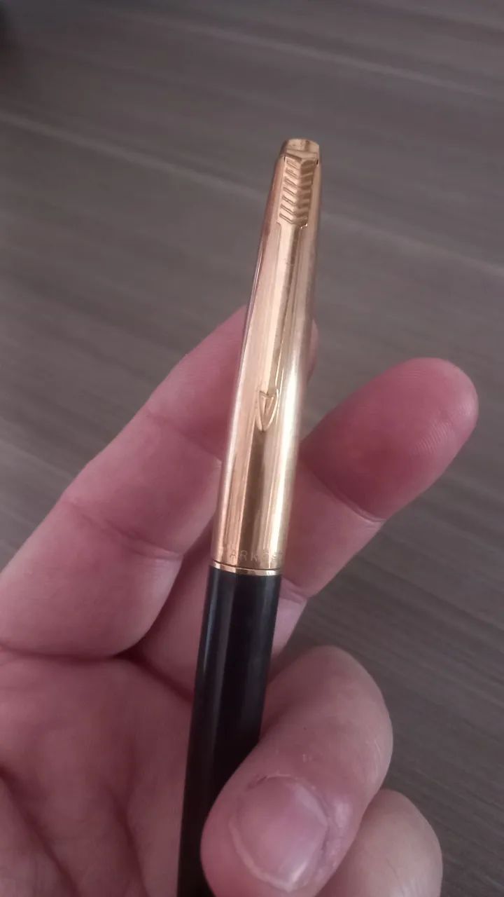 Caneta PARKER Tampa dourada