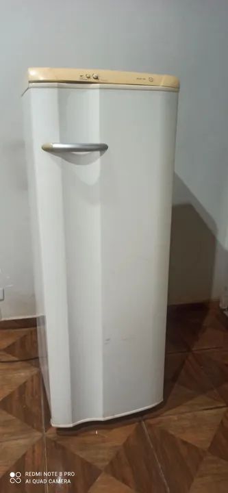 Geladeira antiga em ótimo estado - Foto 3