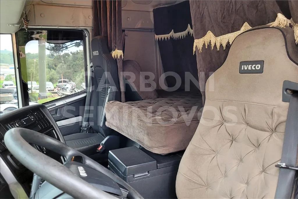 IVECO HI WAY 600S44T 6X2, 18/19 - Foto 8