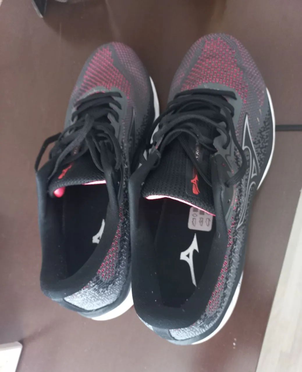 Tênis Mizuno Wave Rider 25