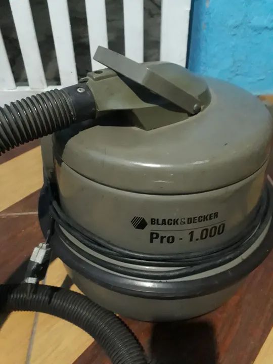 Aspirador Black & Decker pro 1000 - Foto 2