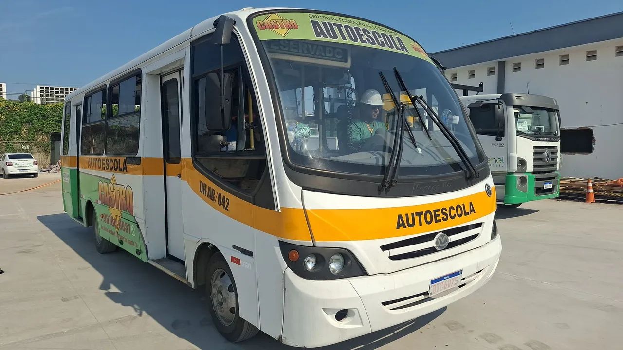 Microônibus urbano 