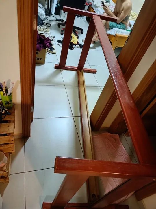 Cama madeira maciça 