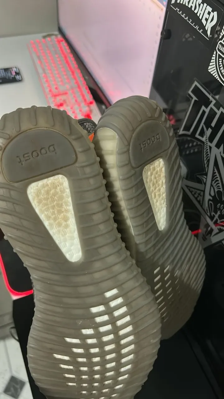 Yeezy 250 v2 Beluga