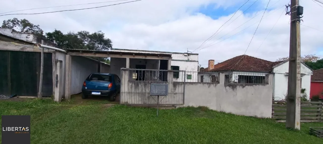 Casa na BR por R$ 270.000,00 - Santana do Livramento