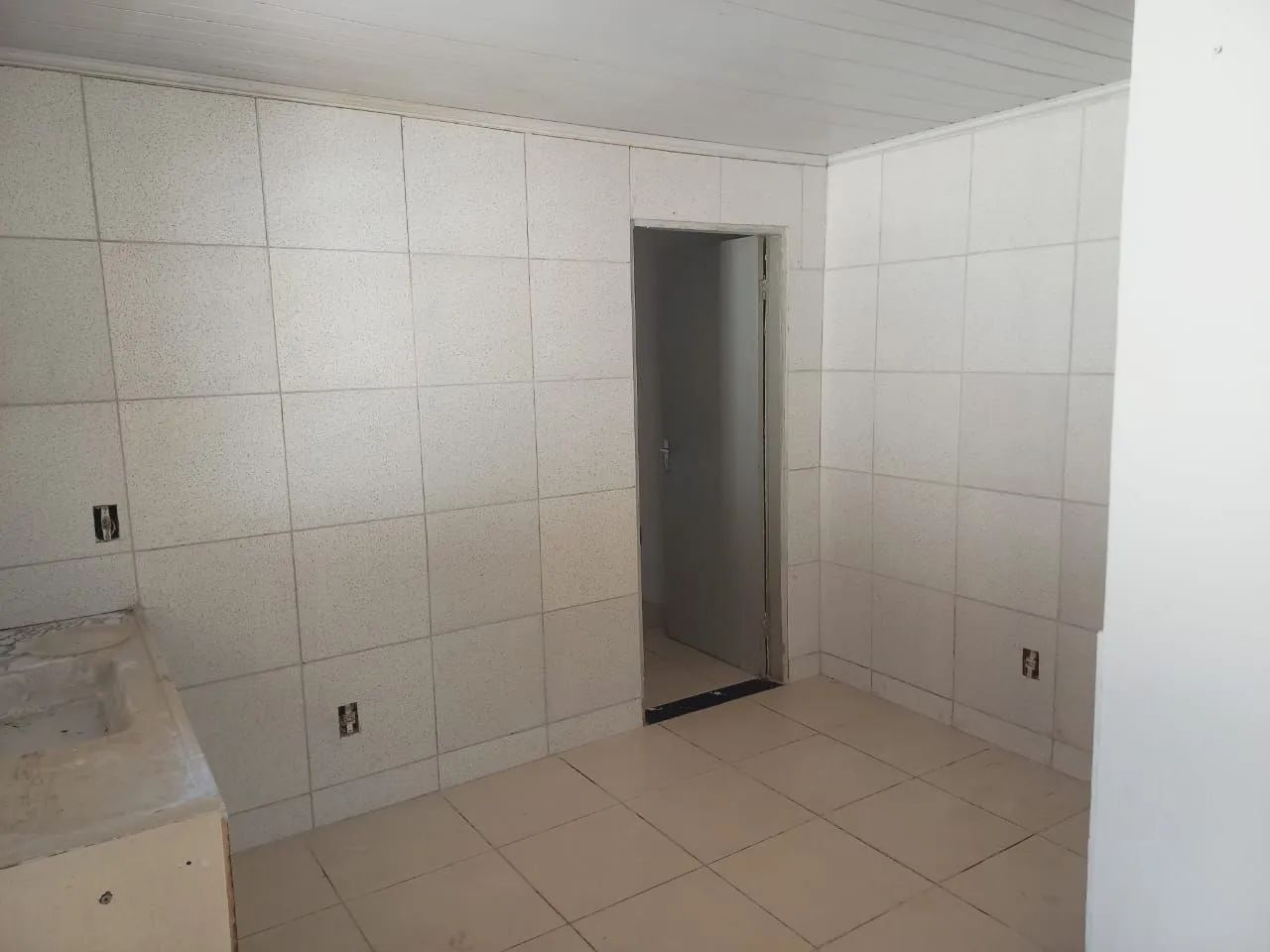  Alugo Casa Arniqueiras  - Foto 2