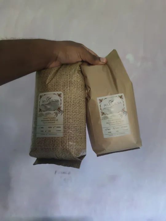 Café Puro Artesanal Grãos e em Pó  Bella Aurora - Pacote 6