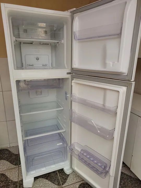 Geladeira eletrolux  - Foto 6