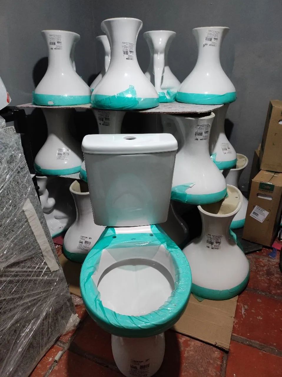 Vasos Sanitários Novos - Celite - Vaso Sanitário Caixa Acoplada - Foto 2