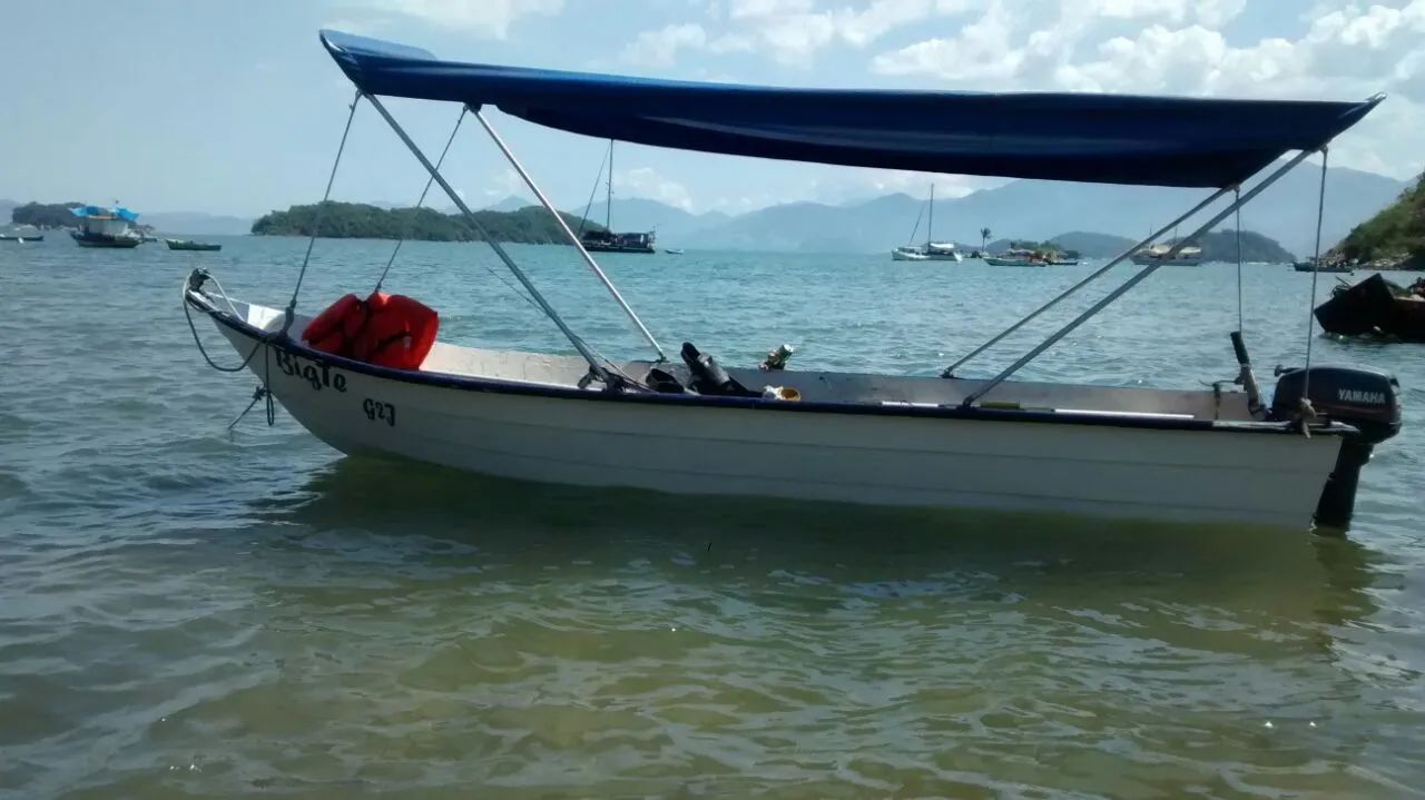 BARCO DE FIBRA 5 METROS