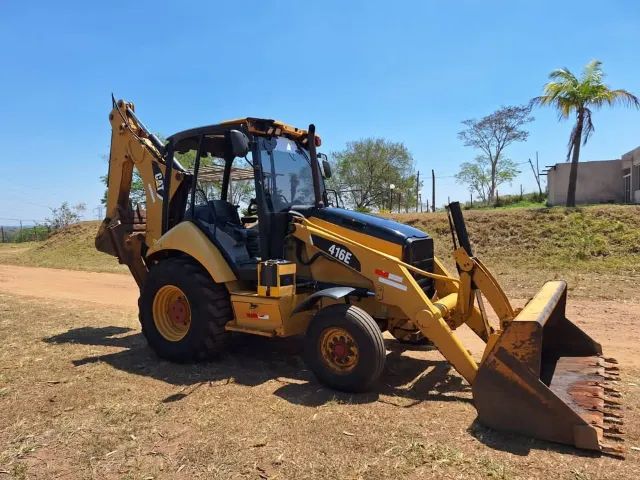 Retroescavadeira Caterpillar 416E Ano 2014 - Foto 2