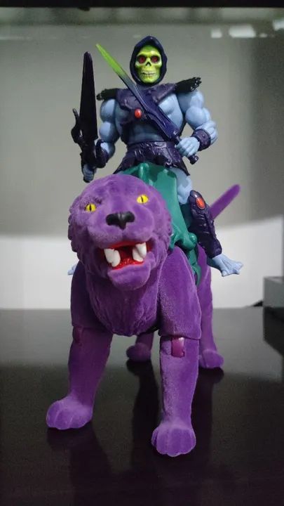 Esqueleto e Panthor Flocado Origins