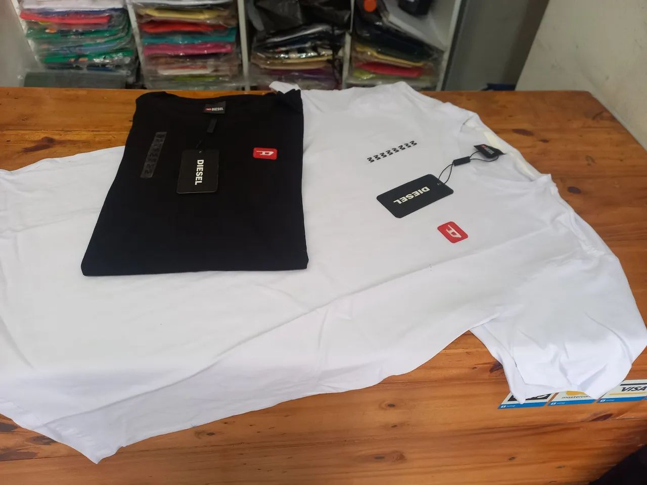 Camisas várias marcas várias corese Tamanhos M Roupas