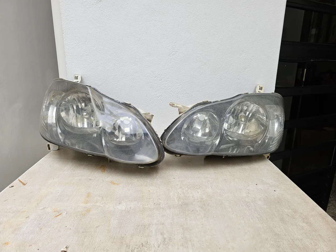 Par Faróis Toyota Fielder Corolla 2006 originais Arteb usado + lampadas led