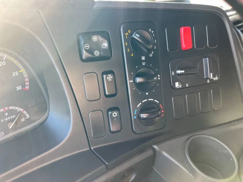 MB Atego 3030 8x2 | Selectrucks - Foto 12