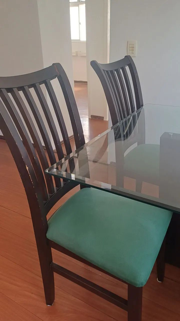 Mesa com 4 cadeiras 64596225212802120